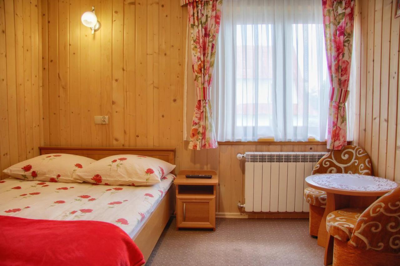 Pokoje Goscinne Anna Bukowska Bukowina Tatrzańska Exterior foto